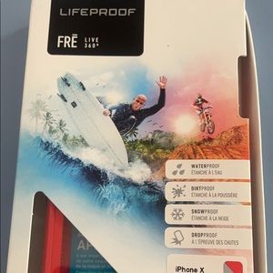 Life proof Fre iPhone 10 phone case